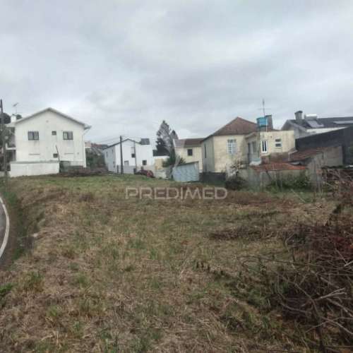 Terreno para construção em fiães – 720 m²