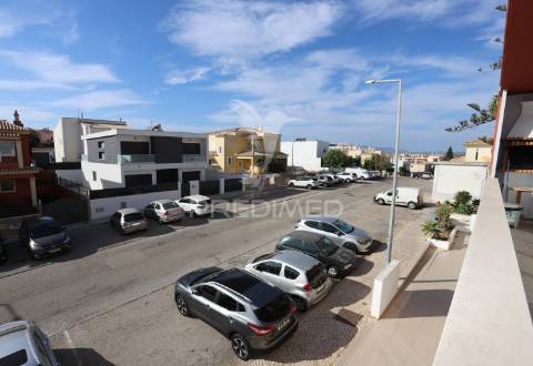 Apartamento t2 , barranco do rodrigo, portimão