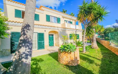 Moradia t5 com piscina e vistas deslumbrantes!