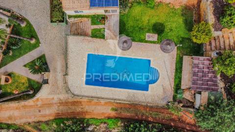 Moradia t5 com piscina e vistas deslumbrantes!