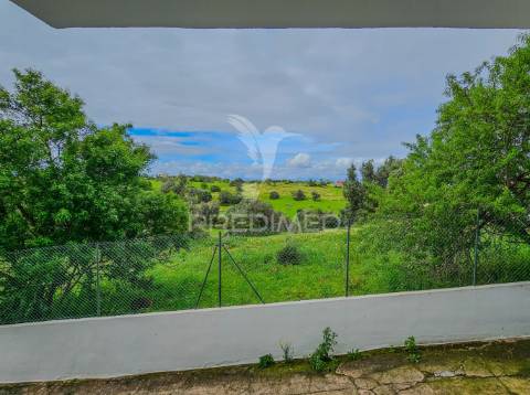 Apartamento t2 com vista mar, albufeira