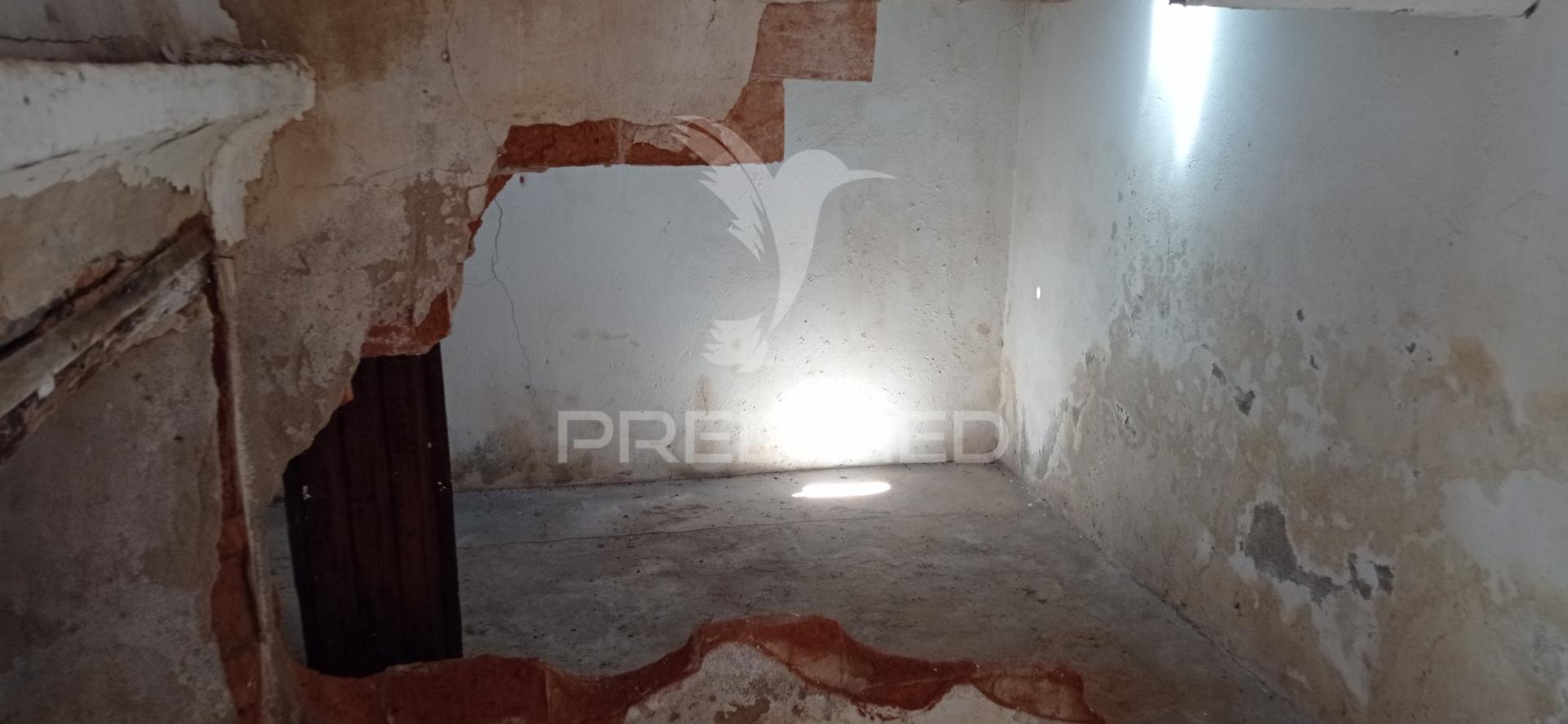 Casa antiga para recuperar, vale de açor, ponte de sor