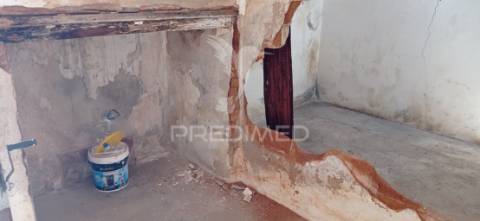 Casa antiga para recuperar, vale de açor, ponte de sor