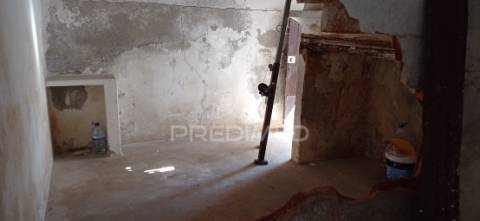 Casa antiga para recuperar, vale de açor, ponte de sor