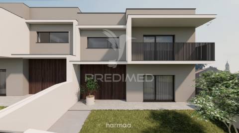 Moradia t4 em construção
