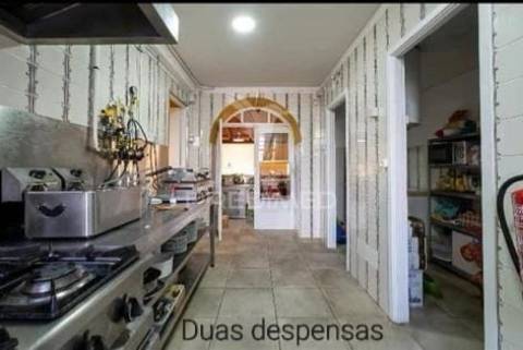 Restaurante em arcozelo com 250 m²