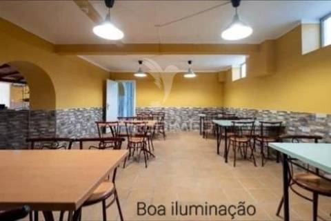 Restaurante em arcozelo com 250 m²
