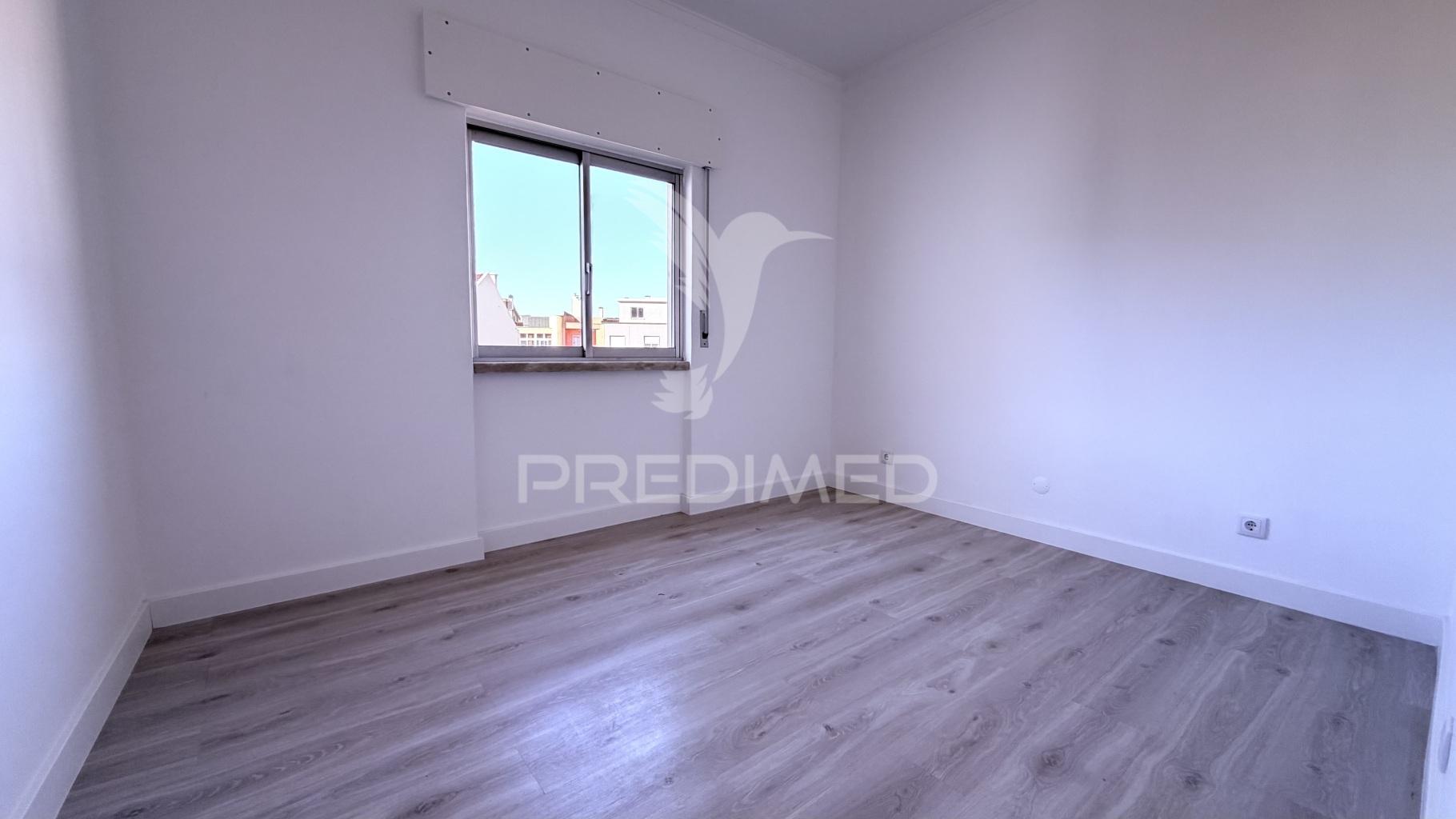 Apartamento t3 renovado aranguês