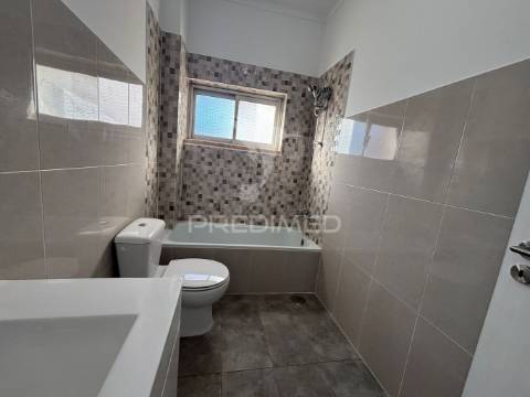 Apartamento t3 renovado aranguês