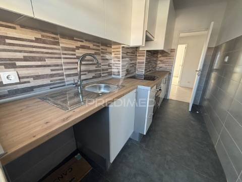 Apartamento t3 renovado aranguês