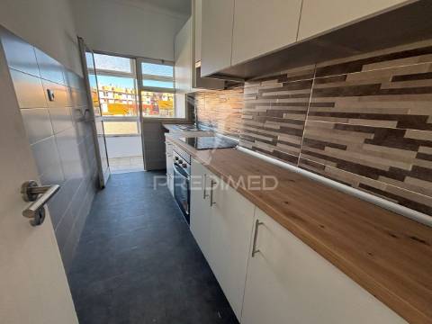 Apartamento t3 renovado aranguês