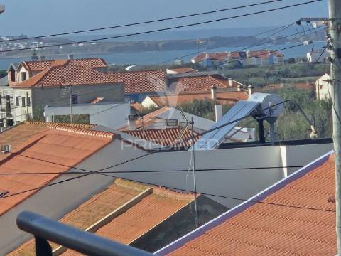 Novidade t1 próximo mar peniche