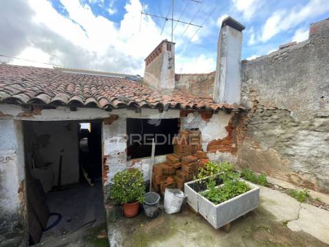 Moradia t2+1 em são miguel