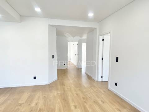 Apartamento t3 - remodelado - são joão da talha