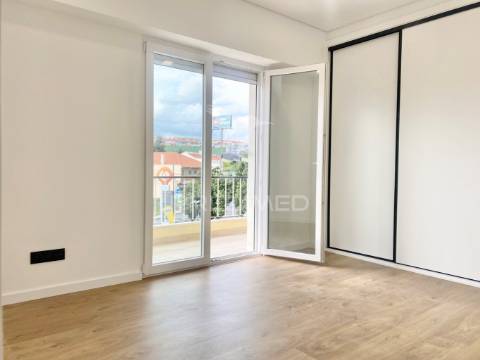 Apartamento t3 - remodelado - são joão da talha