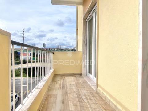 Apartamento t3 - remodelado - são joão da talha