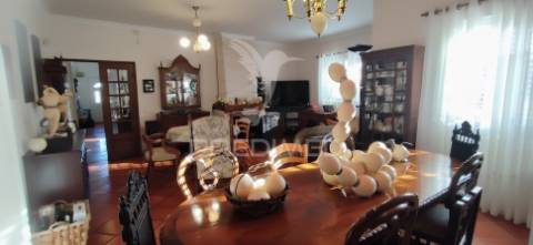 Moradia t5 no cartaxo - vale da pinta