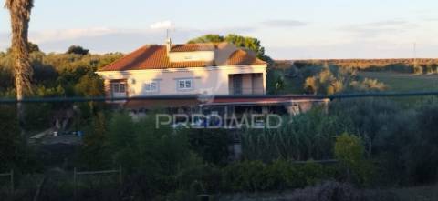 Moradia t5 no cartaxo - vale da pinta