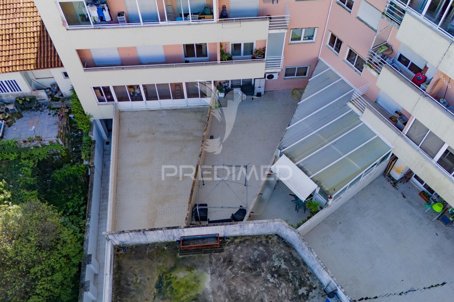 Apartamento t3 com terraço – braga