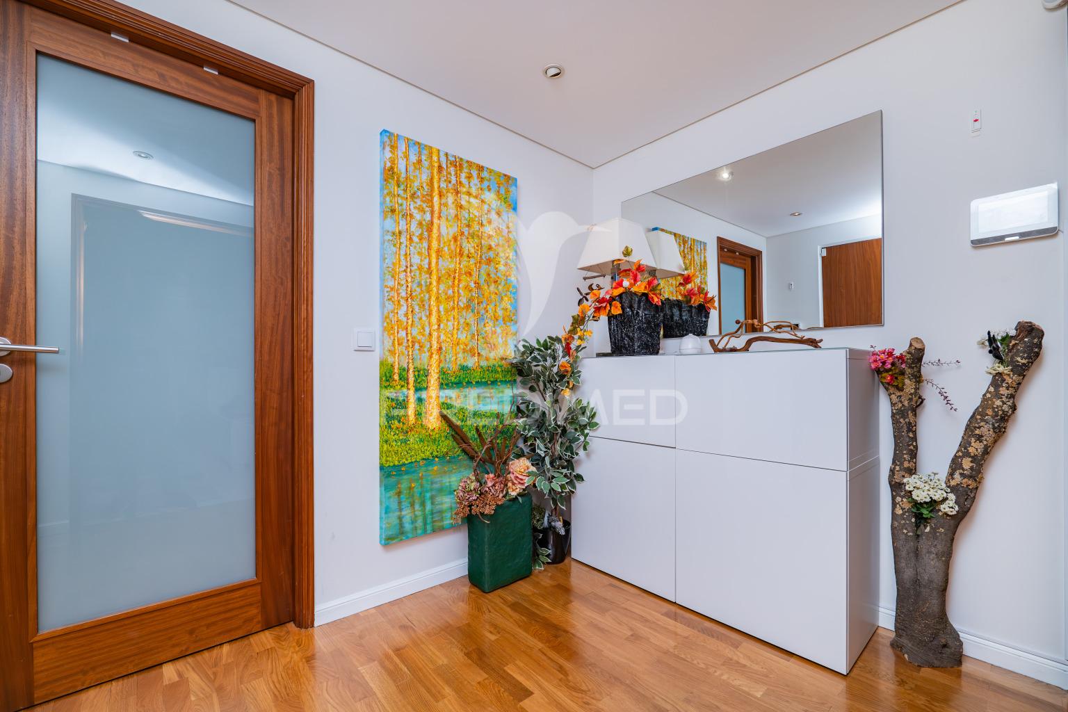 Apartamento t3 com terraço – braga