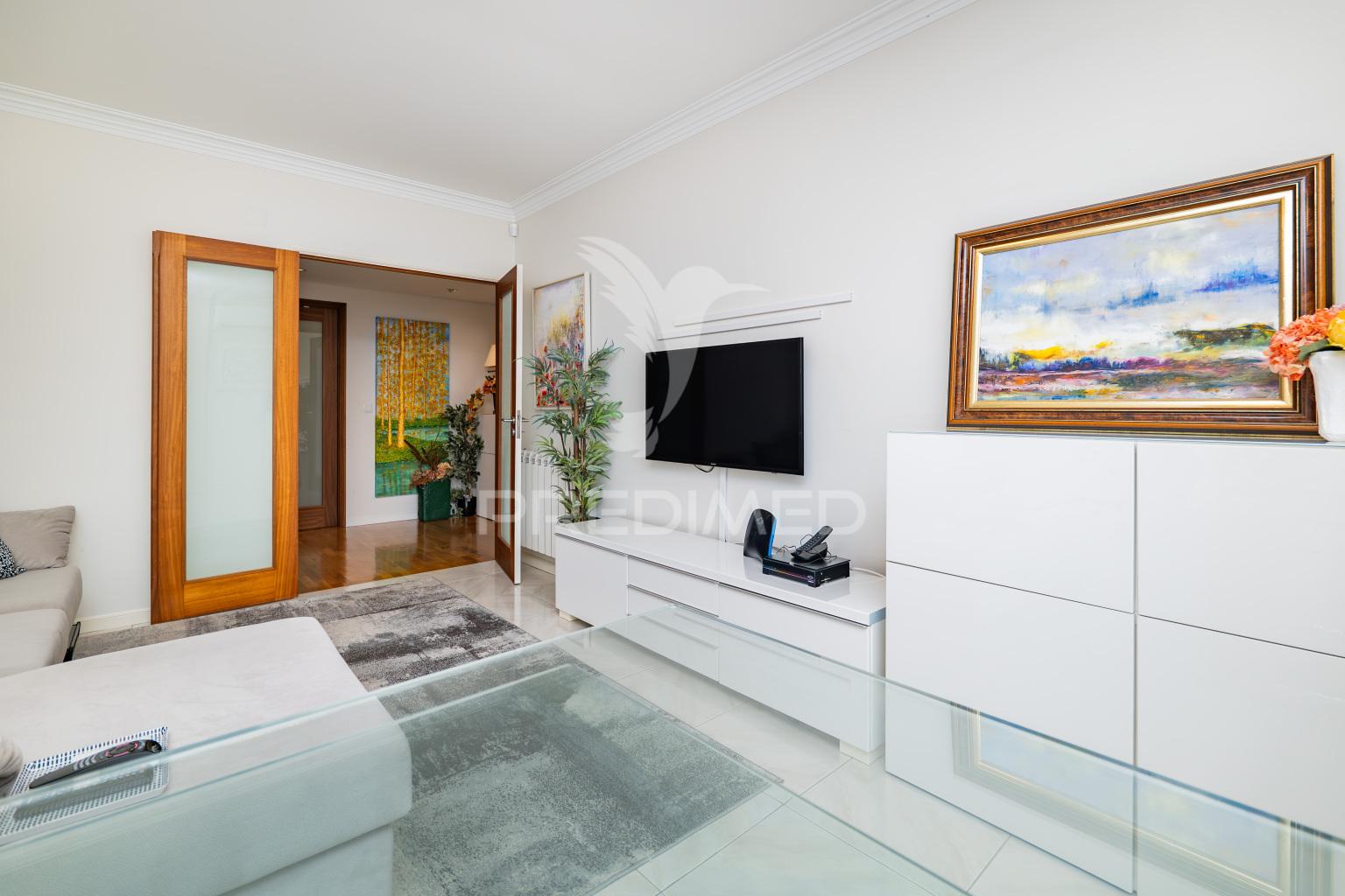 Apartamento t3 com terraço – braga