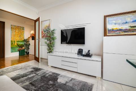 Apartamento t3 com terraço – braga