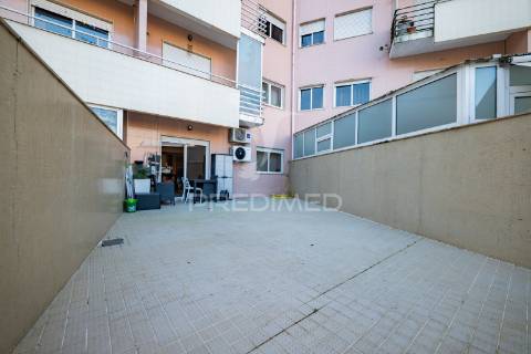 Apartamento t3 com terraço – braga