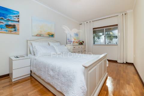 Apartamento t3 com terraço – braga