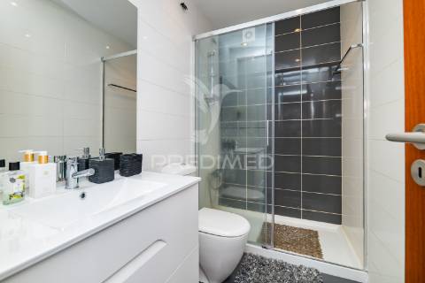 Apartamento t3 com terraço – braga