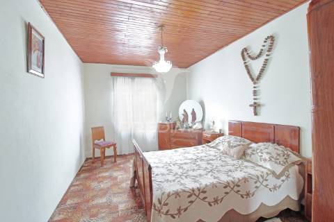 Moradia para venda na freguesia de são pedro – angra do heroísmo