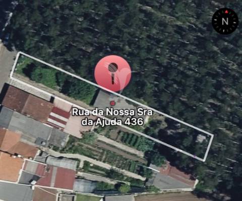 Moradia para restauro