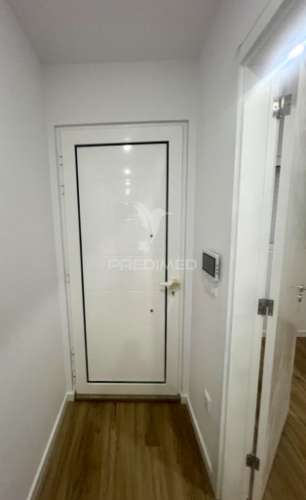 Vende-se moradia térrea v3 renovado em estarreja