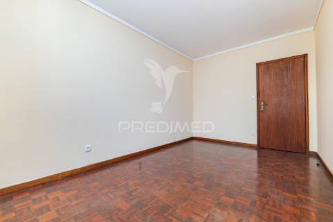 Apartamento t3 em nogueira
