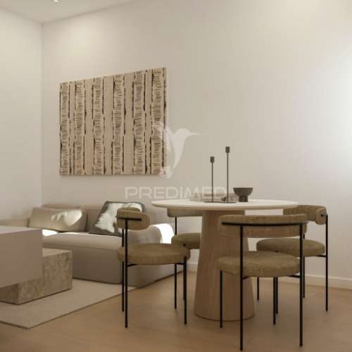 Apartamento t3 em remodelação - santo andré-barreiro-