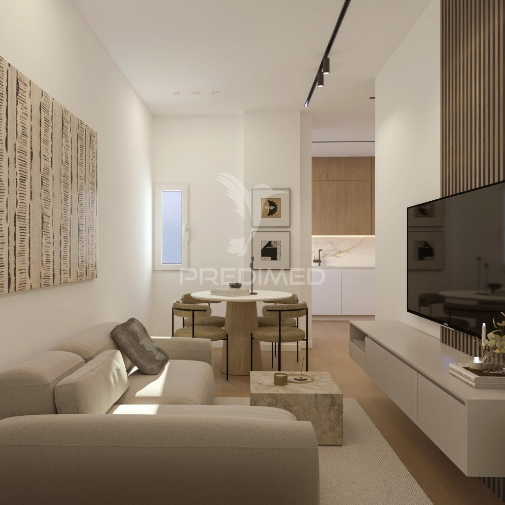 Apartamento t3 em remodelação - santo andré-barreiro-