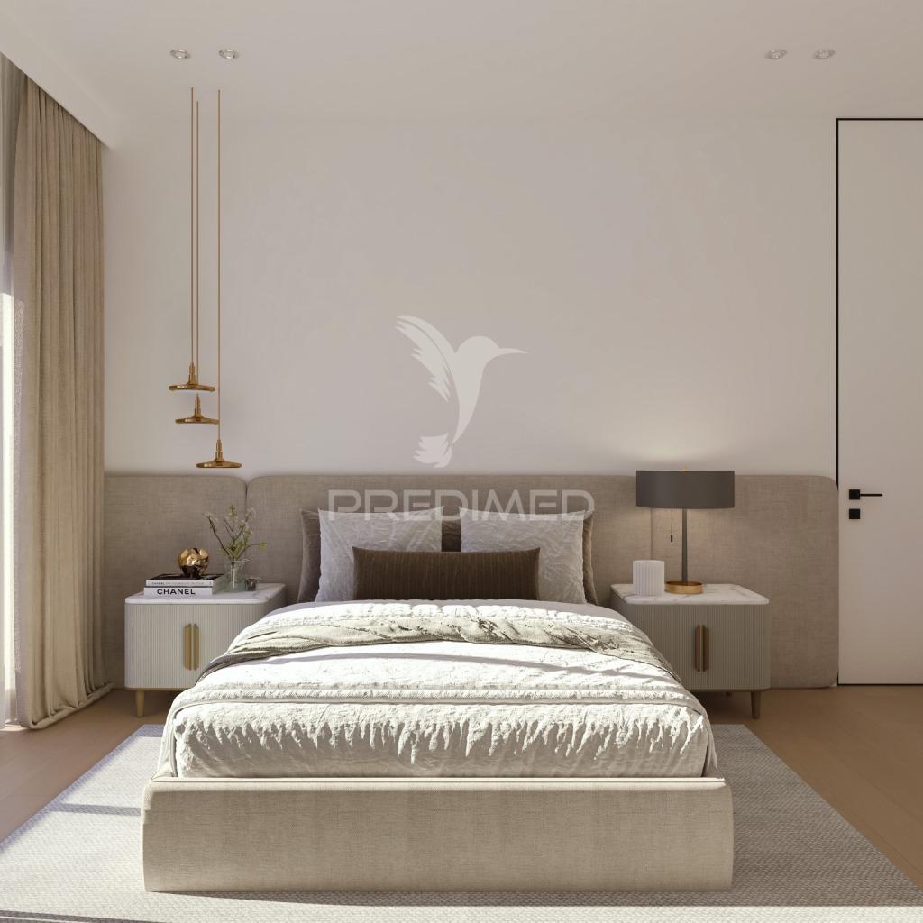 Apartamento t3 em remodelação - santo andré-barreiro-