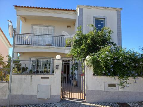 Moradia isolada feijó t5