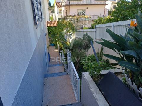 Moradia isolada feijó t5