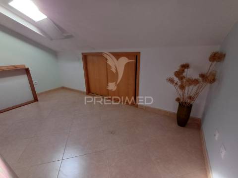 Moradia isolada feijó t5