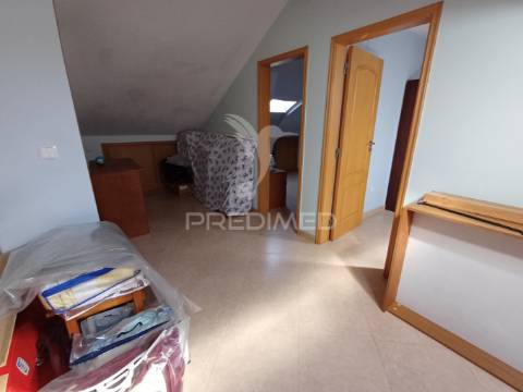 Moradia isolada feijó t5