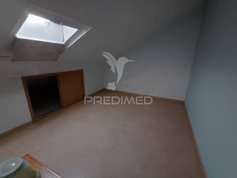 Moradia isolada feijó t5