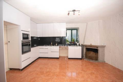 Moradia em  freixo de numão, vila nova de foz coa