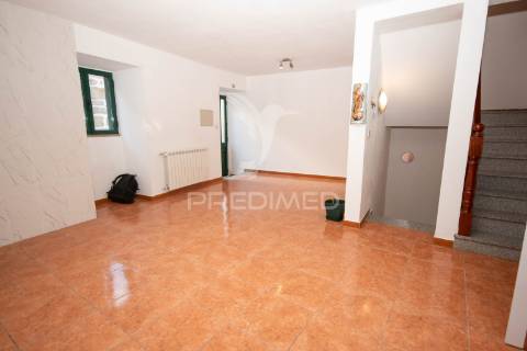 Moradia em  freixo de numão, vila nova de foz coa