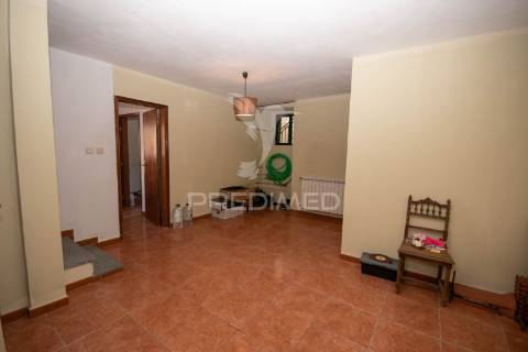 Moradia em  freixo de numão, vila nova de foz coa