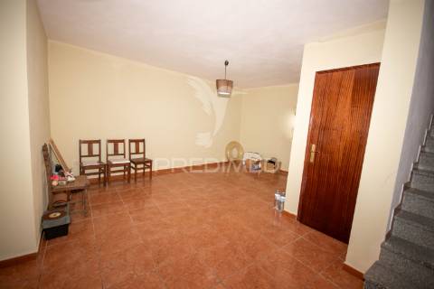 Moradia em  freixo de numão, vila nova de foz coa