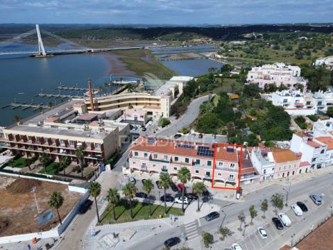 Moradia nova na charmosa vila de estombar