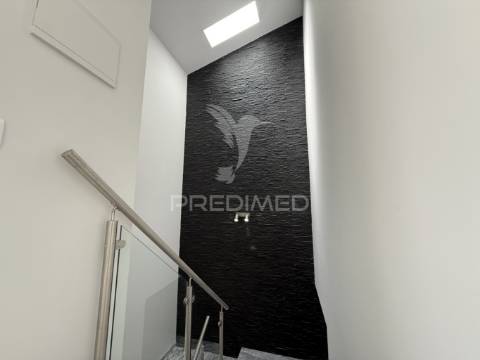 Moradia nova na charmosa vila de estombar