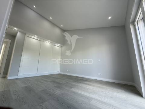 Moradia nova na charmosa vila de estombar