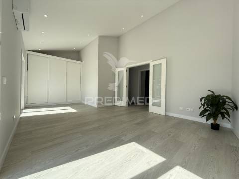 Moradia nova na charmosa vila de estombar