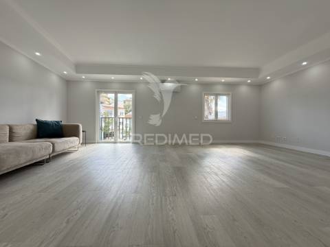 Moradia nova na charmosa vila de estombar